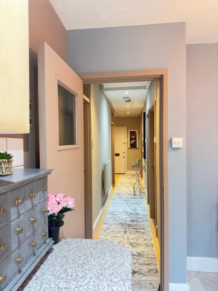 Beautiful Family Apartment London Ngoại thất bức ảnh